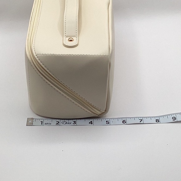 Cream Cosmetic Bag with Smooth Material and Curved Handle - Picture 9 of 10